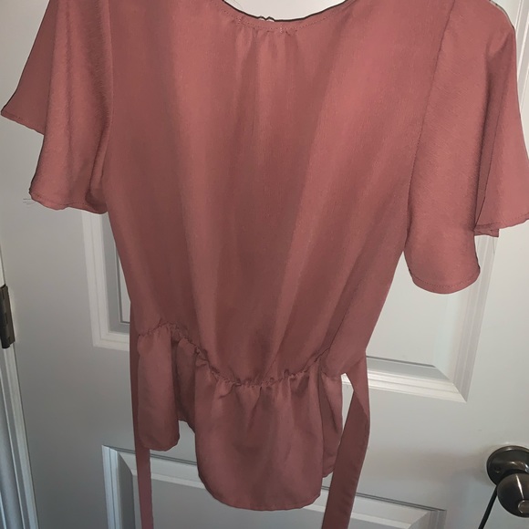 Blush top - Picture 2 of 3